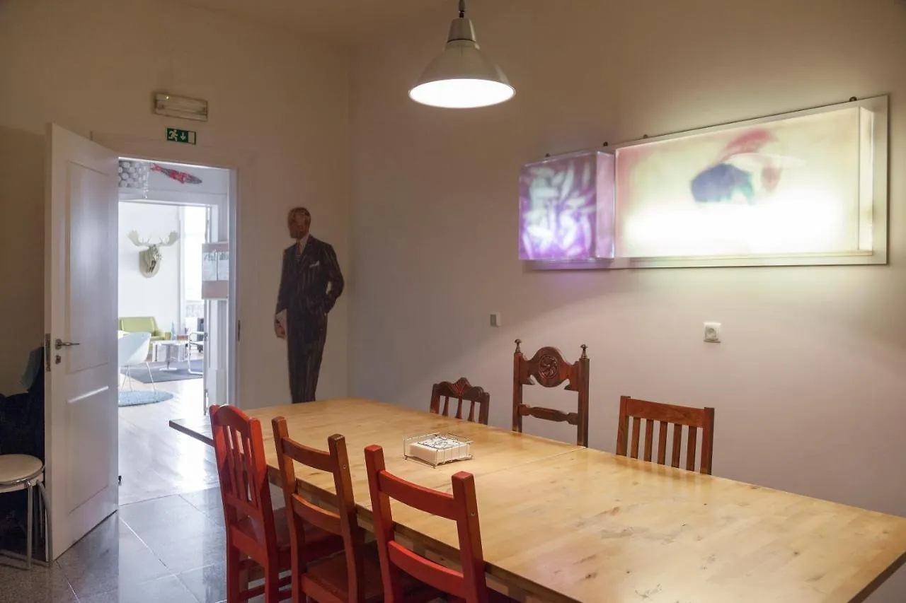 Lisbon Lounge Hostel