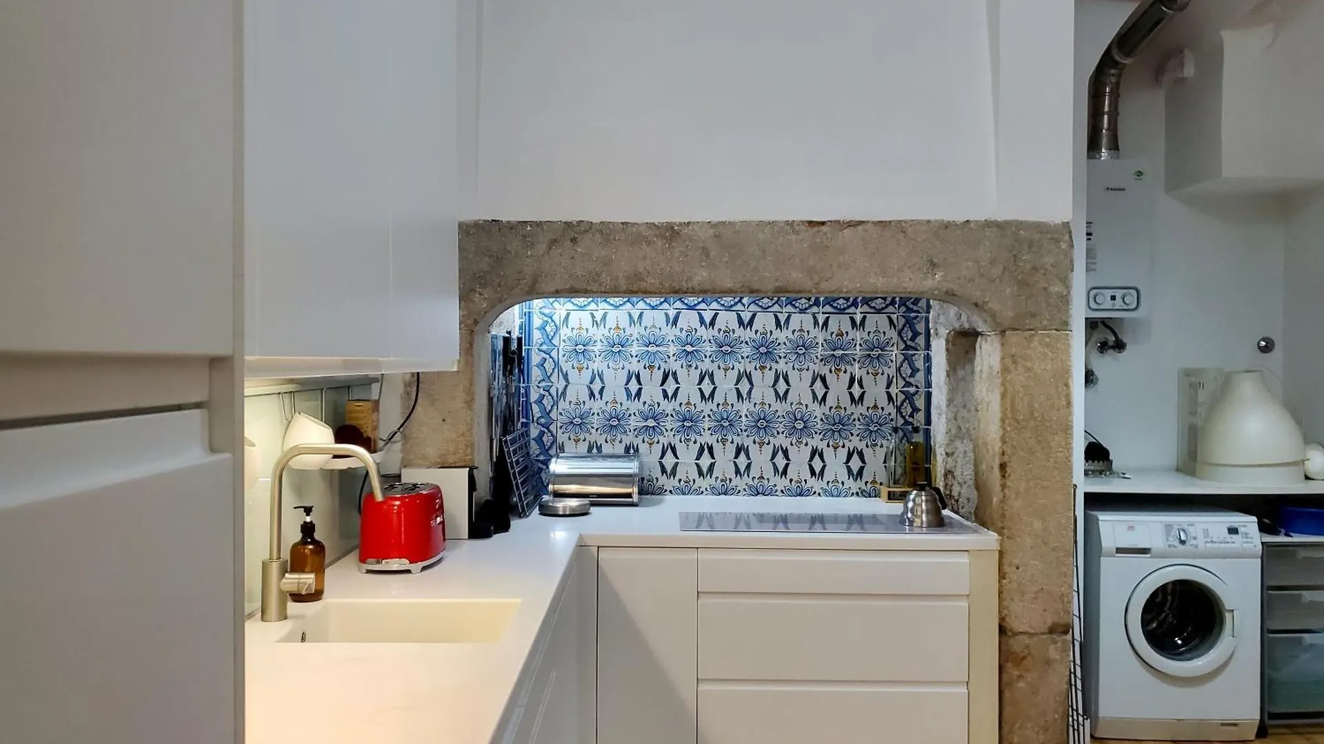 Lisbon Lounge Hostel