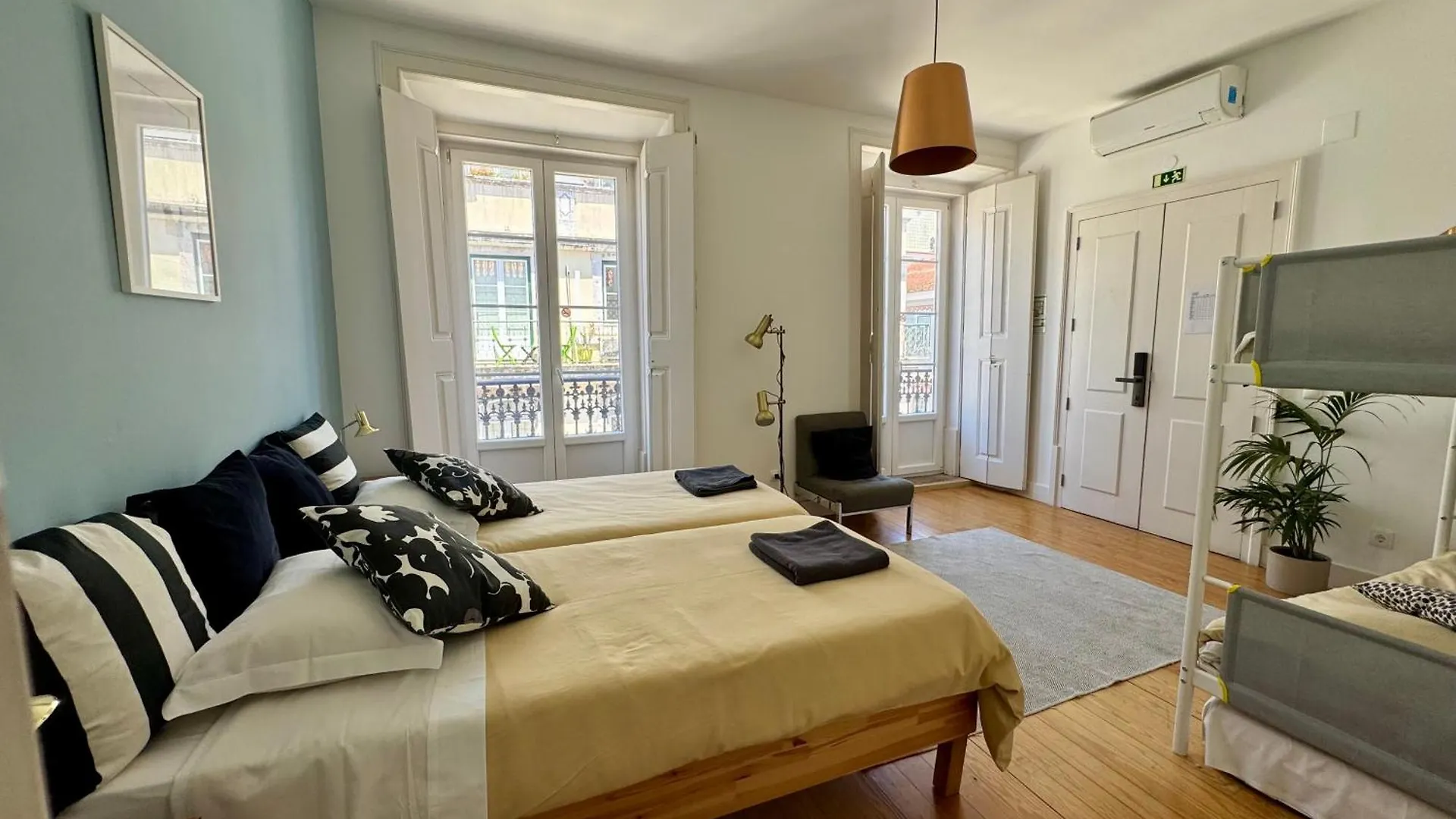 Lisbon Lounge Hostel